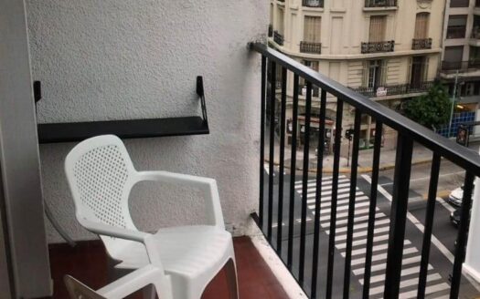 Alquiler temporal Billinghurst 900, Piso 6 FRENTE BALCÓN SUPER EQUIPADO barrio PALERMO