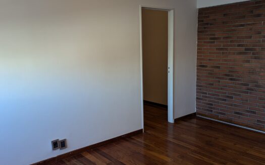 alquiler TRES AMBIENTES  edifico en torre super luminoso