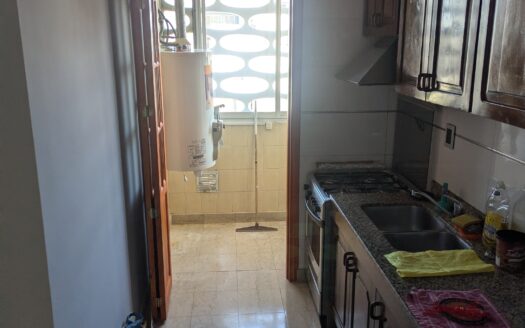 alquiler TRES AMBIENTES  edifico en torre super luminoso