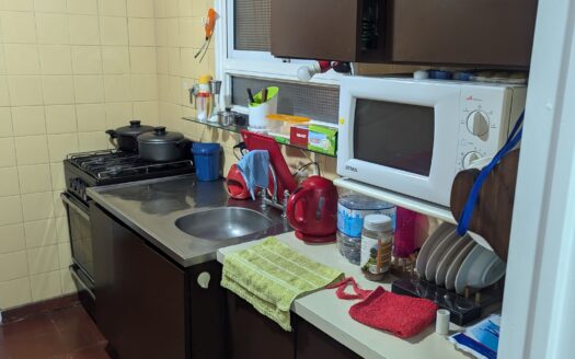 Venta DOS AMBIENTES lateral impecable Apto profesional Pileta Solarium zona Parque Rivadavia