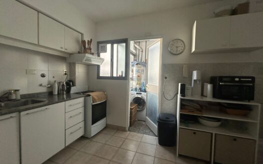 Alquiler Saavedra tres ambientes frente balcón