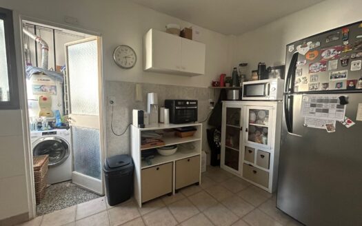 Alquiler Saavedra tres ambientes frente balcón