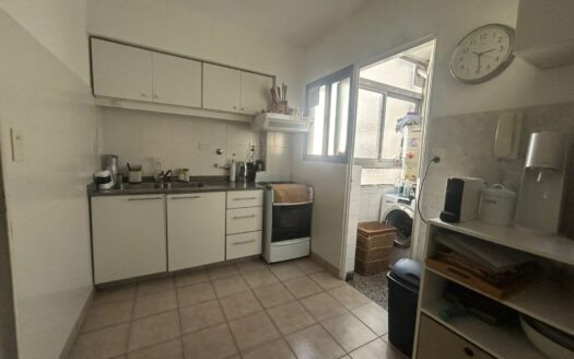 Alquiler Saavedra tres ambientes frente balcón