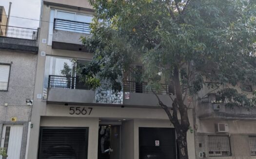 Alquiler MONOAMBIENTE frente balcón impecable NUEVO