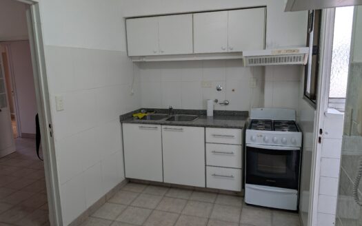 Alquiler Saavedra tres ambientes frente balcón