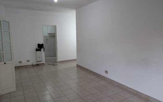 Alquiler Saavedra tres ambientes frente balcón