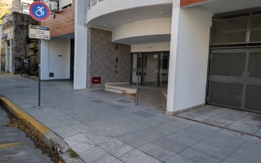 VENTA 3 AMBIENTES balcón C/frente COCHERA FIJA VILLA URQUIZA