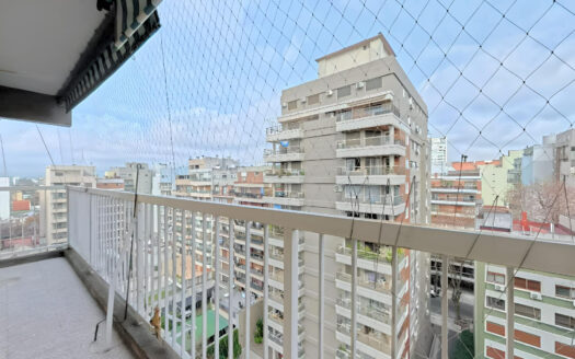 Venta TRES AMBIENTES GRAN BALCÓN C/frente Super luminoso Urquiza R